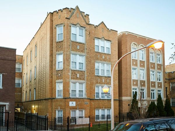 6134 N Washtenaw Avenue , Unit 2R, Chicago, IL 60659