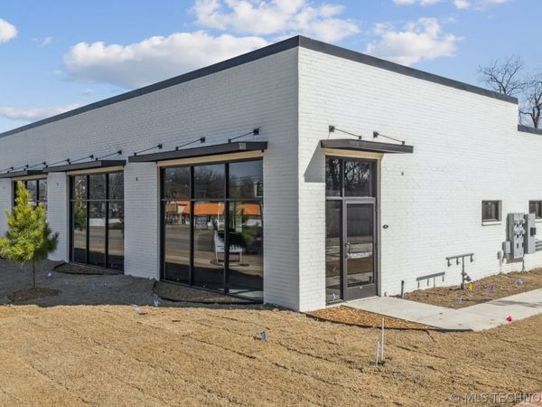 527 W El Paso Street , Broken Arrow, OK 74012