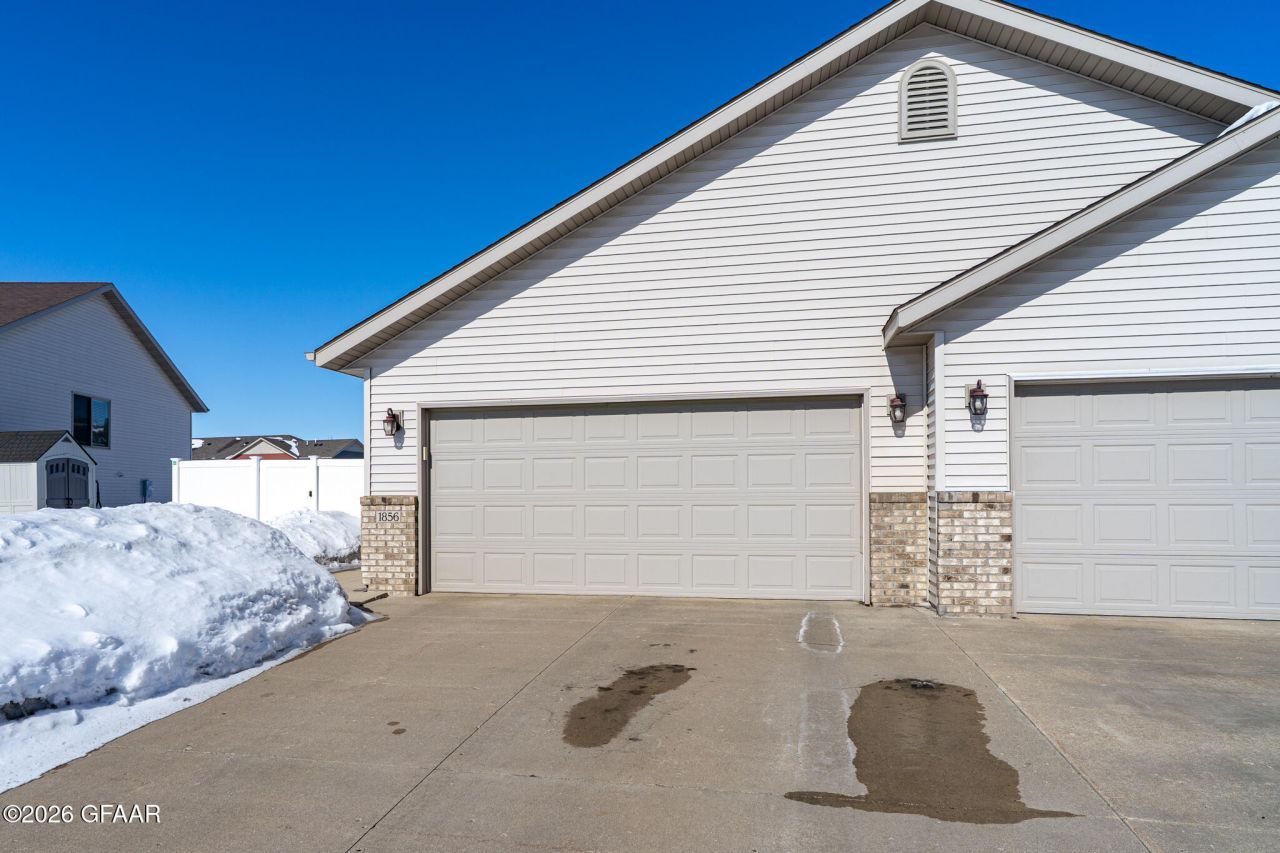 1856 38TH Avenue S primary photo