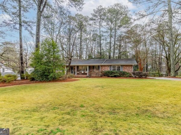 2220 Cumberland Drive SE, Smyrna, GA 30080