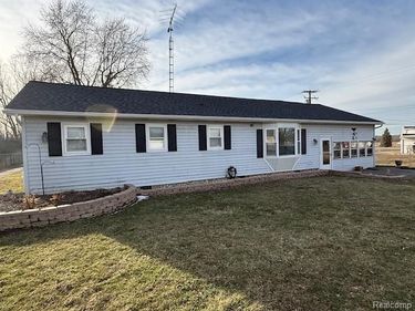 34 S Elba Road, Elba Twp, MI 48446