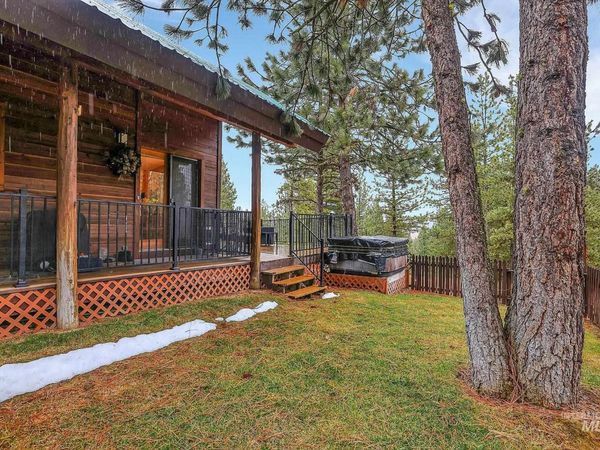 2006 Demaret Ct, New Meadows, ID 83654