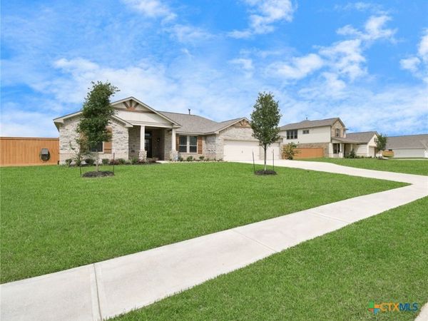 395 HUNTER RANCH Way, Dayton, TX 77535