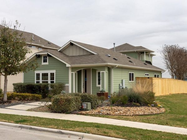 169 Bosque DR, San Marcos, TX 78666