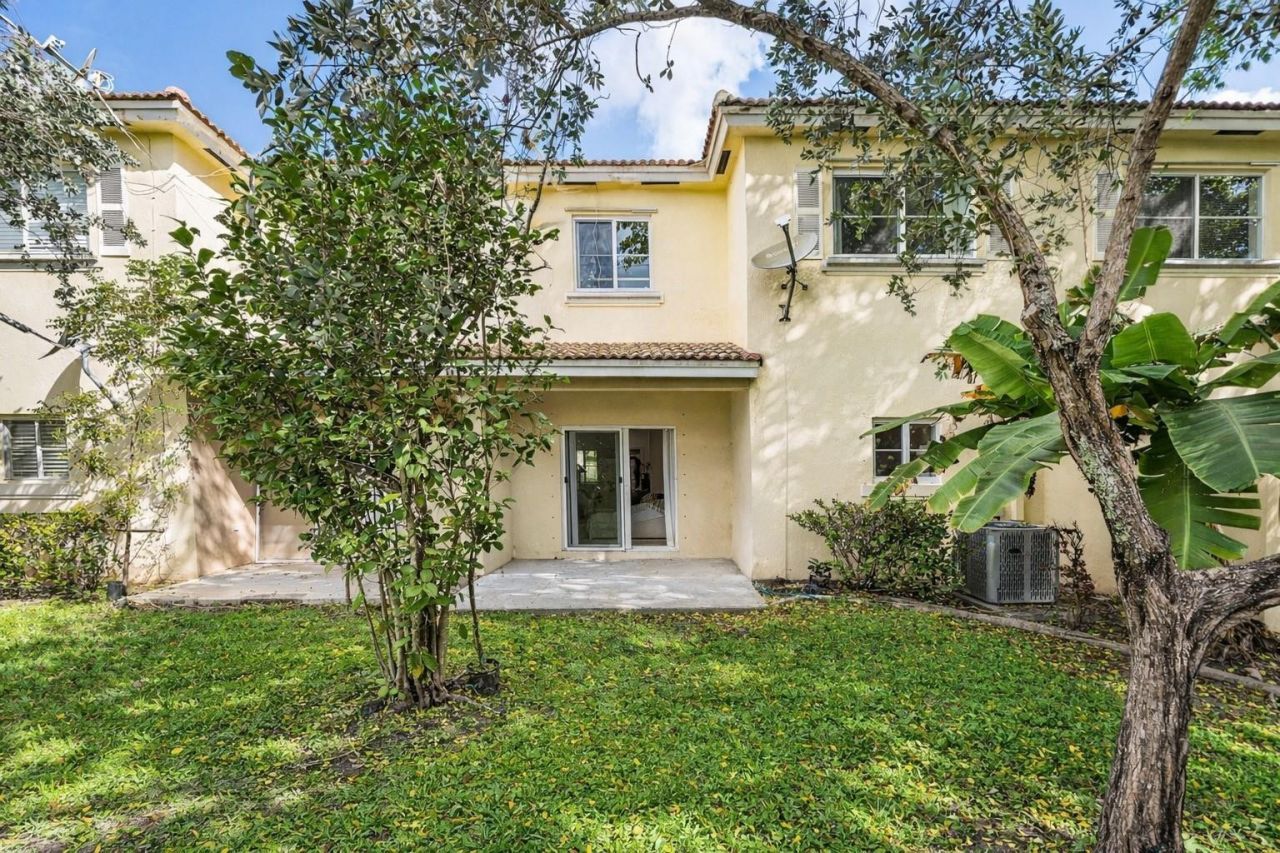 11338 NW 33rd Street, Sunrise, FL 33323 Photo