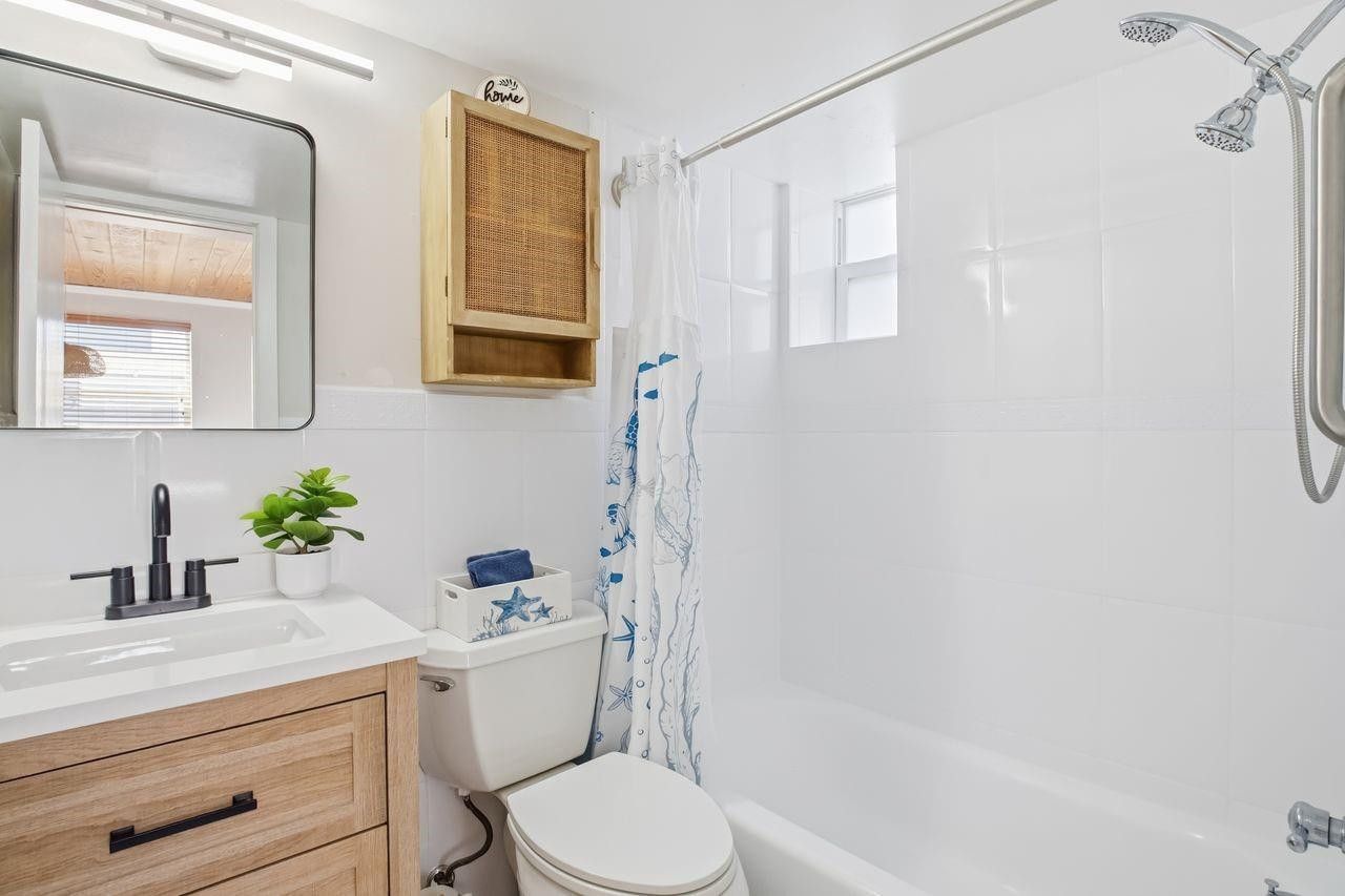 310 Harrison Street, Unit 102E, Hollywood, FL 33019 Photo