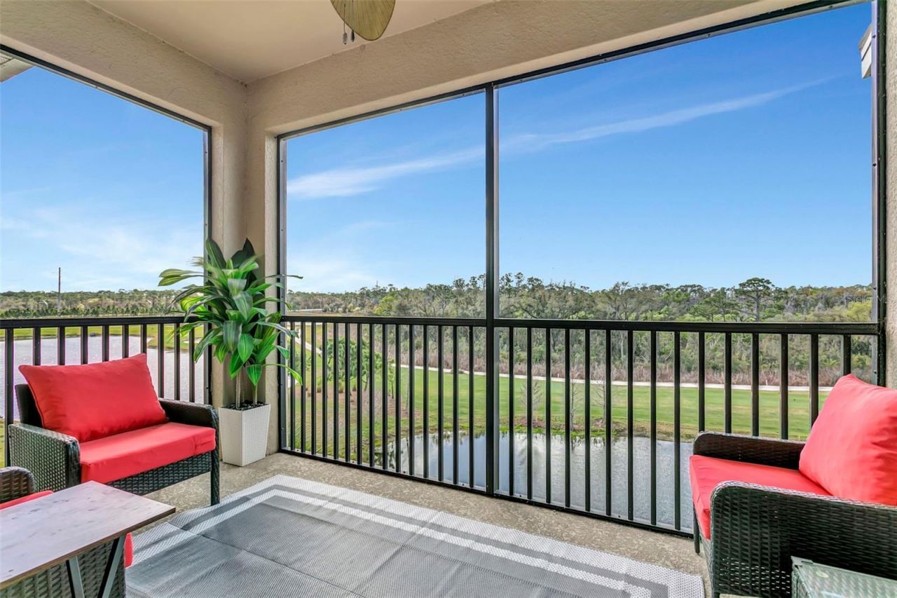 18028 Gawthrop Drive, Unit 402, Bradenton, FL 34211 Photo