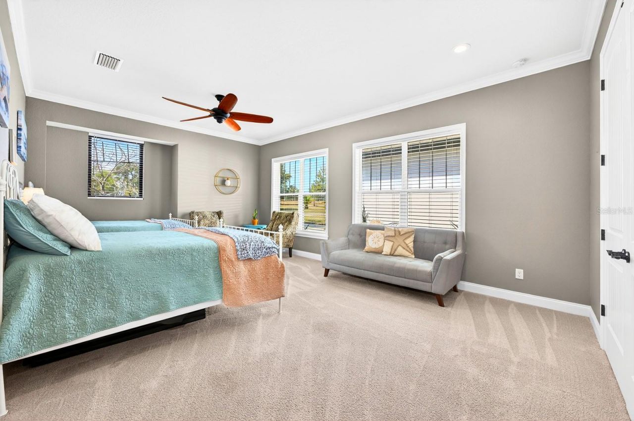 27324 Grand Oak Lane, Tavares, FL 32778 Photo