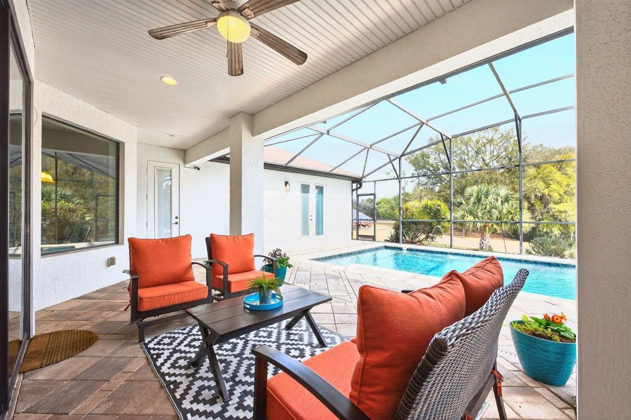 27324 Grand Oak Lane, Tavares, FL 32778 Photo