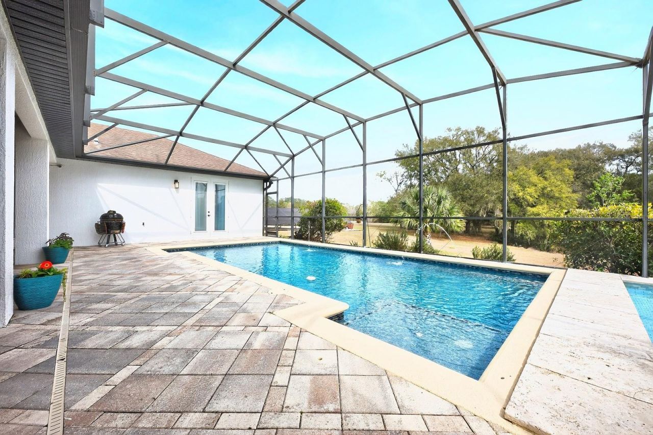 27324 Grand Oak Lane, Tavares, FL 32778 Photo