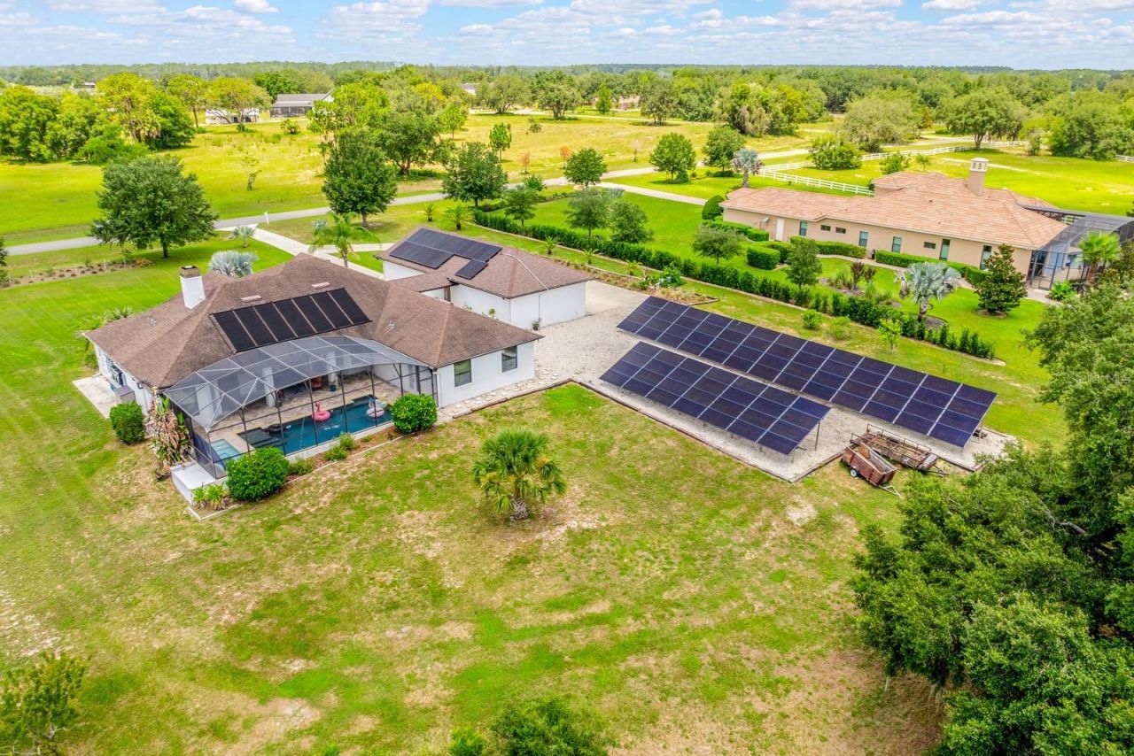27324 Grand Oak Lane, Tavares, FL 32778 Photo