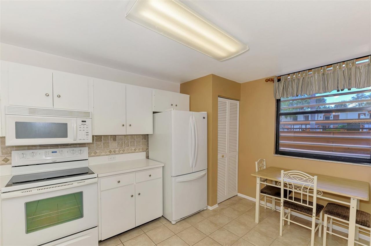 129 Wild Palm Drive , Unit D, Bradenton, FL 34210 Photo