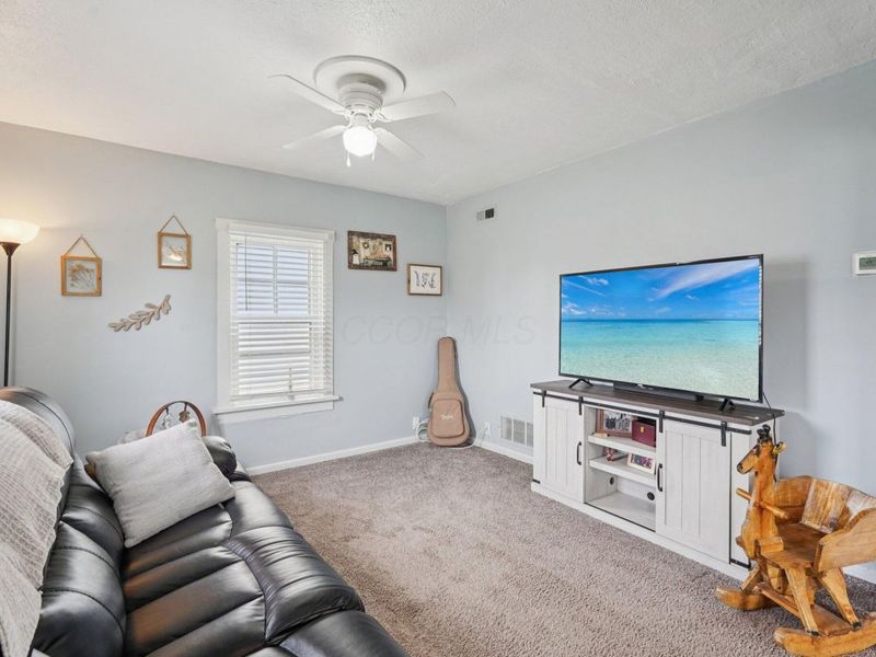 134 Fairview Boulevard , Circleville, OH 43113 Photo 4