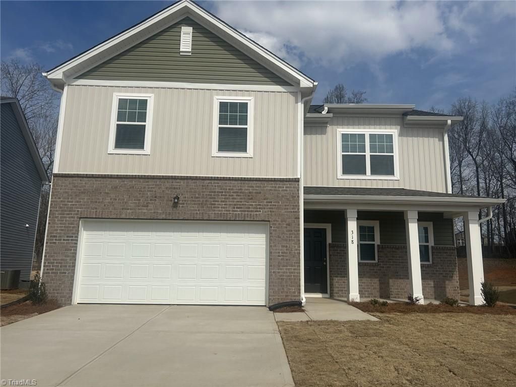 318 Shiloh Way, Mebane, NC 27302 Main Photo