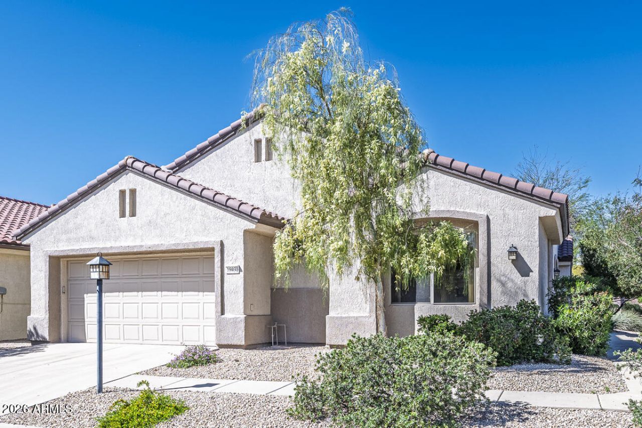 15931 W Autumn Circle, Surprise, AZ 85374 Main Photo