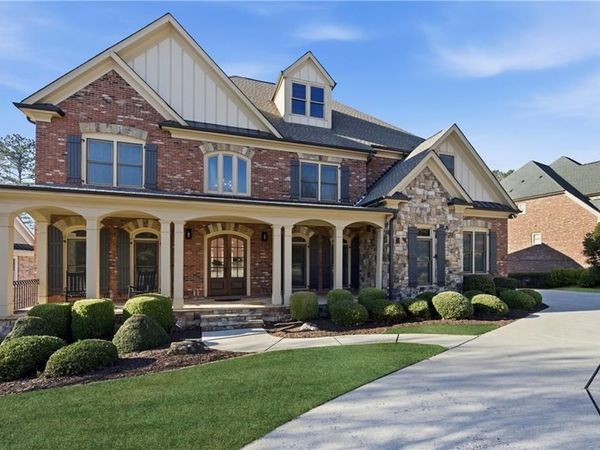 5224 Brendlynn Drive, Suwanee, GA 30024