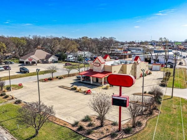 1014 W Moore Avenue , Terrell, TX 75160