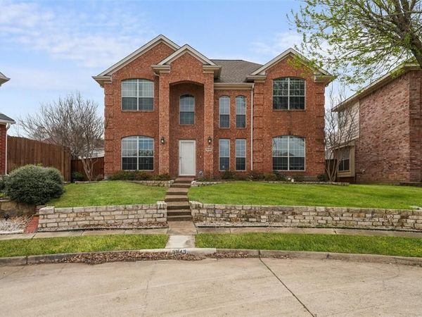 5649 Norris Drive, The Colony, TX 75056