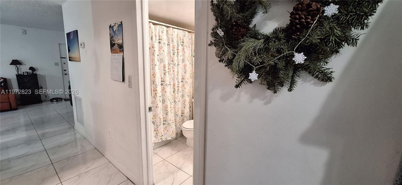 10832 N Kendall Dr , Unit U16, Kendall, FL 33176 Photo