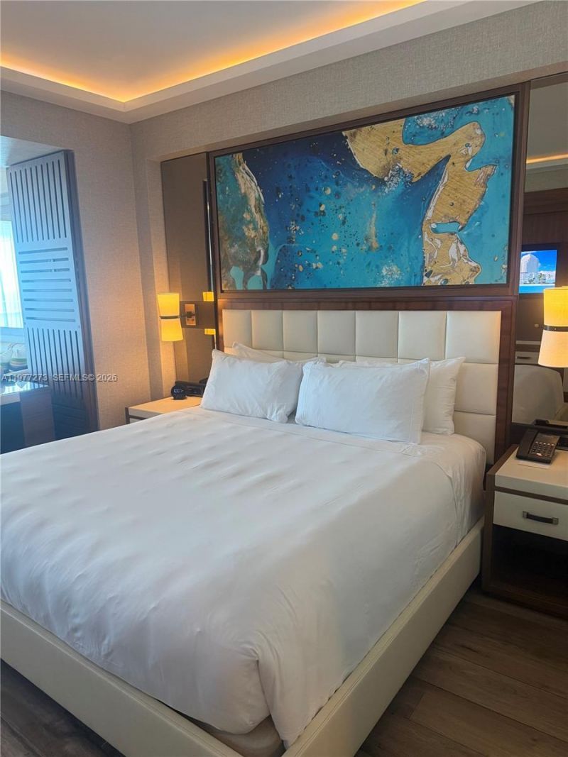 551 N Fort Lauderdale Beach Blvd , Unit R1810, Fort Lauderdale, FL 33304 Photo