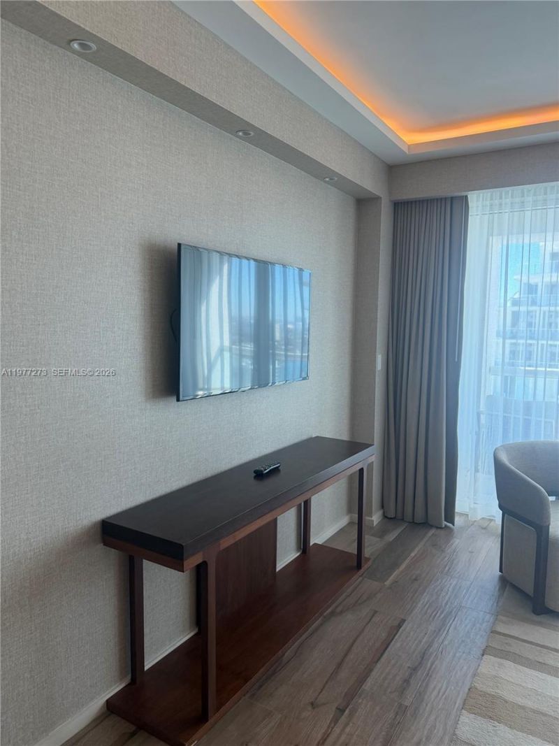 551 N Fort Lauderdale Beach Blvd , Unit R1810, Fort Lauderdale, FL 33304 Photo