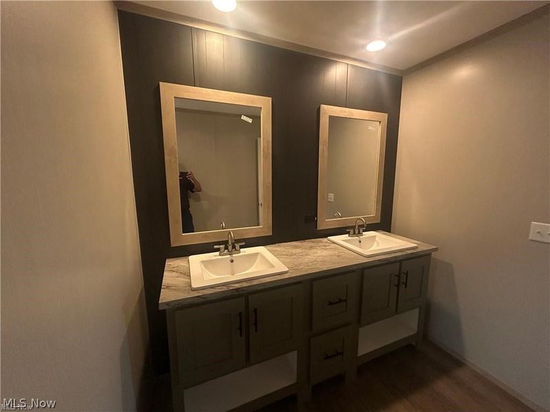 252 Front Street , Philo, OH 43771 Photo 11