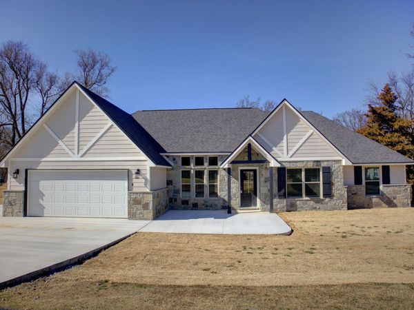 33262 33262 Cardinal Drive Drive, Afton, OK 74331