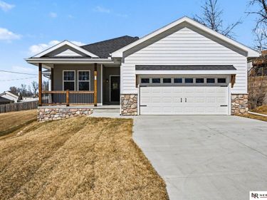 8507 Riverdale Road, Plattsmouth, NE 68048