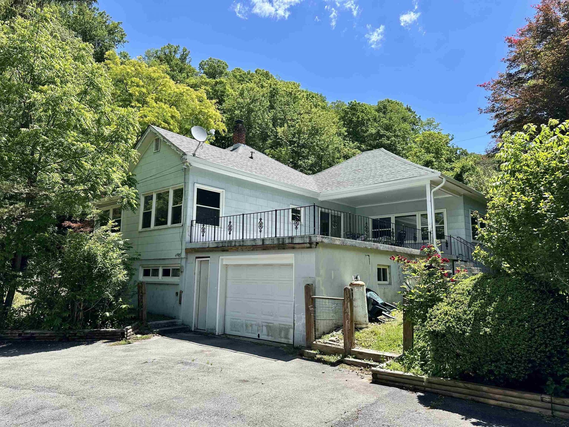 136 KLONDIKE RD, WARM SPRINGS, VA 24484
