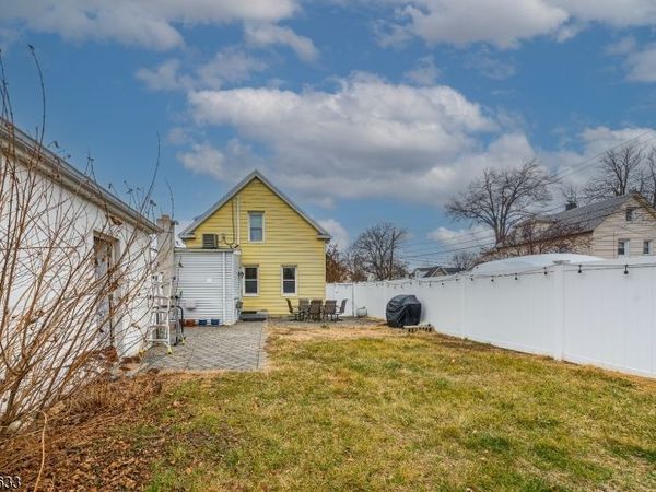 17 Dietrich St, Little Ferry, NJ 07643