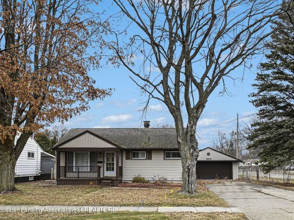 1904 Hillcrest Street, Lansing, MI 48910