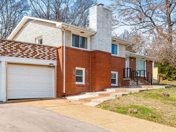 1413 Winthorne Dr, Nashville, TN 37217