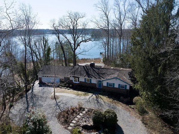 4 Wicomico Way, HEATHSVILLE, VA 22473