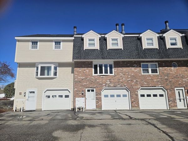 42 Frederick Street, Unit 9, Dracut, MA 01826