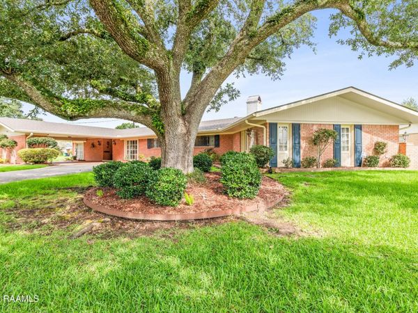 209 Robert Drive , Lafayette, LA 70506