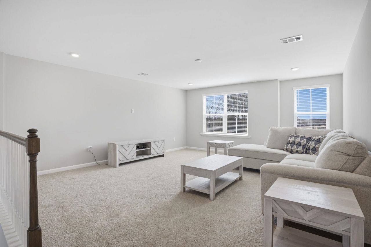 444 Mikita Dr. Photo 26