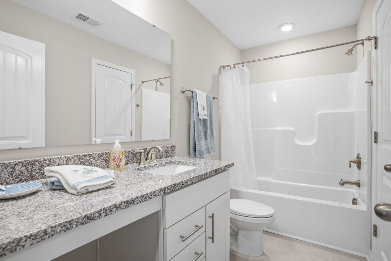 444 Mikita Dr. Photo 28