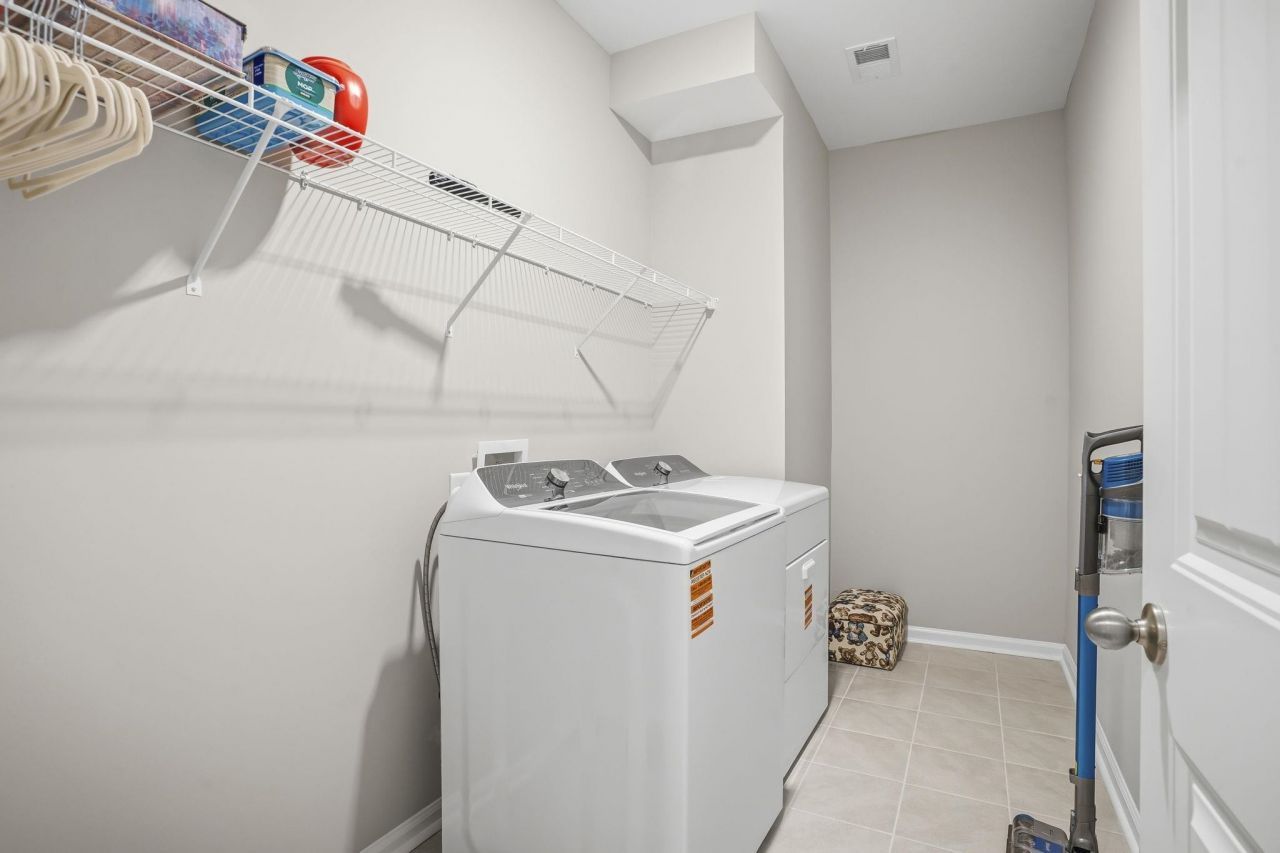 444 Mikita Dr. Photo 35