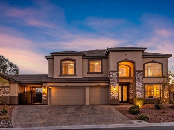 8621 Rhonda Blake Avenue, Las Vegas, NV 89143