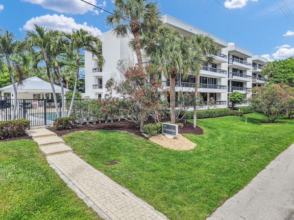 277 N Ocean Boulevard, Unit 1010, Boca Raton, FL 33432