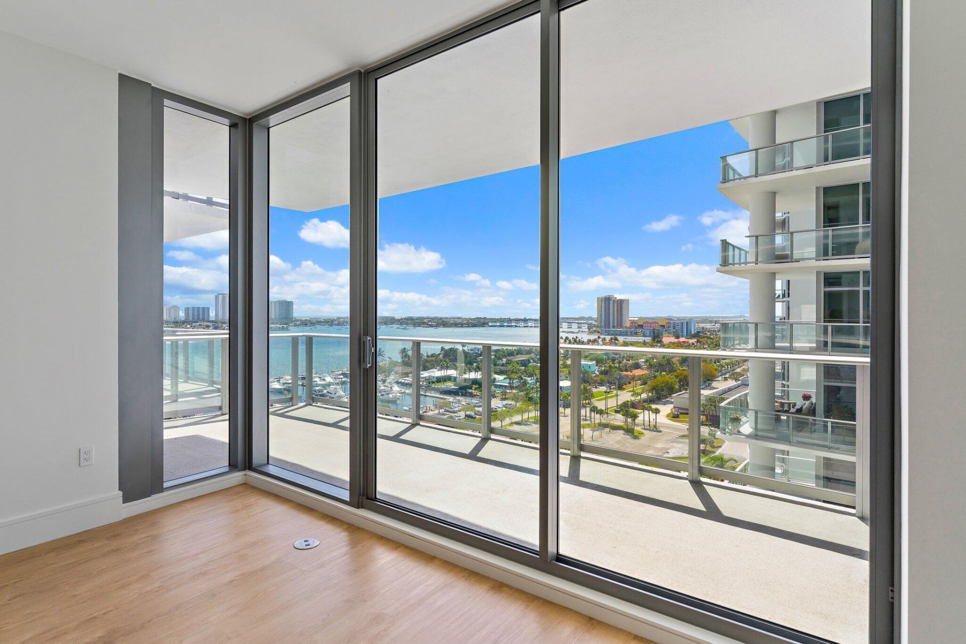 220 Lake Shore Drive, Unit 1219, Lake Park, FL 33403 Photo