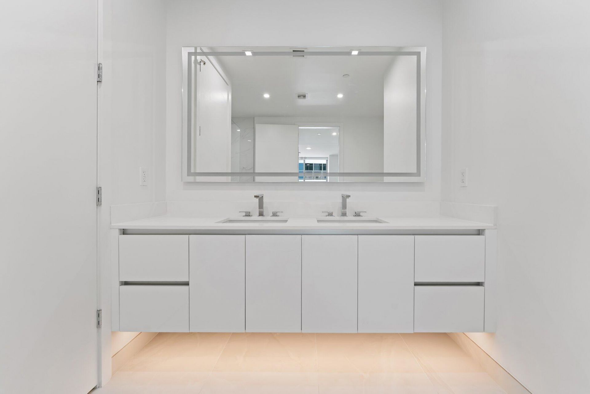 220 Lake Shore Drive, Unit 1219, Lake Park, FL 33403 Photo