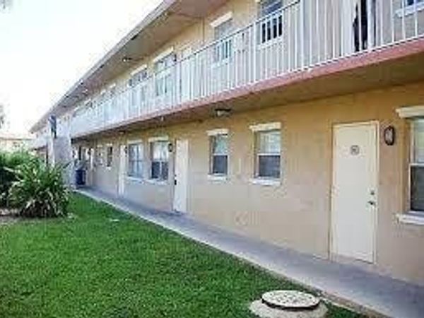 101 NE 41ST ST, Unit F101, Oakland Park, FL 33334