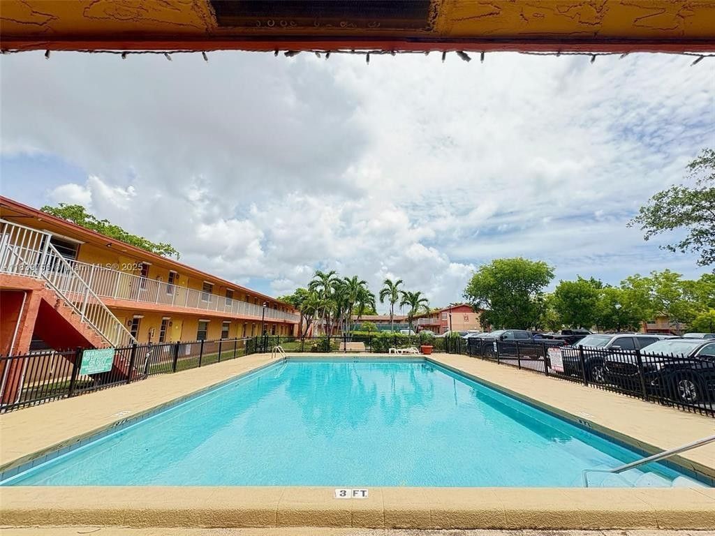 101 NE 41st St, Unit F101, Oakland Park, FL 33334 Photo