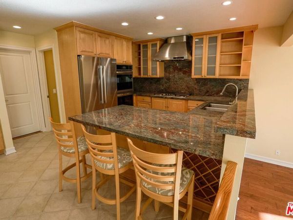 17097 Palisades Circle , Pacific Palisades, CA 90272