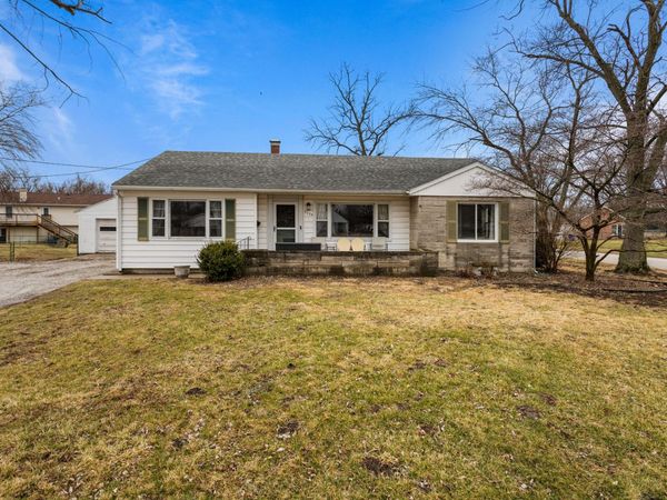 3235 W Main Street , Decatur, IL 62522