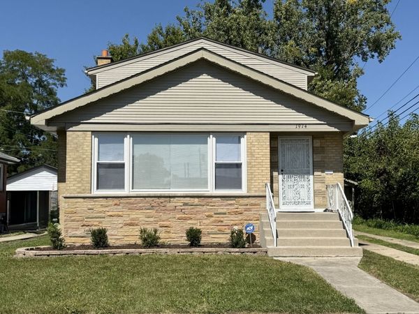 1914 W 108th Place , Chicago, IL 60643