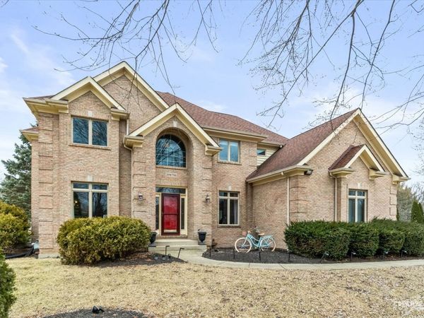 39W796 Dairyherd Lane, St. Charles, IL 60175