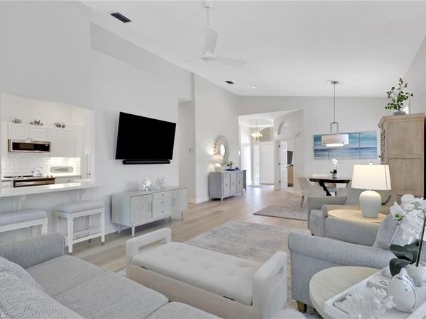 1191 Imperial DR, Unit 55, NAPLES, FL 34110