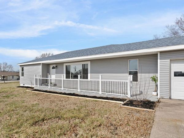 304 W 2nd Street, Miller, MO 65707
